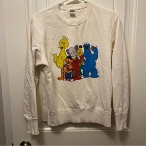 Kaws crossover collaboration Excellent condition Kaws x Sesame Streets Uniqlo